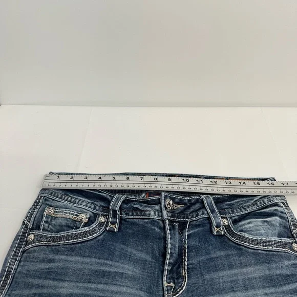 Rock Revival Eustis Capri  Embellished Jeans Thick Stitching 31W X 20.5L - Picture 10 of 16